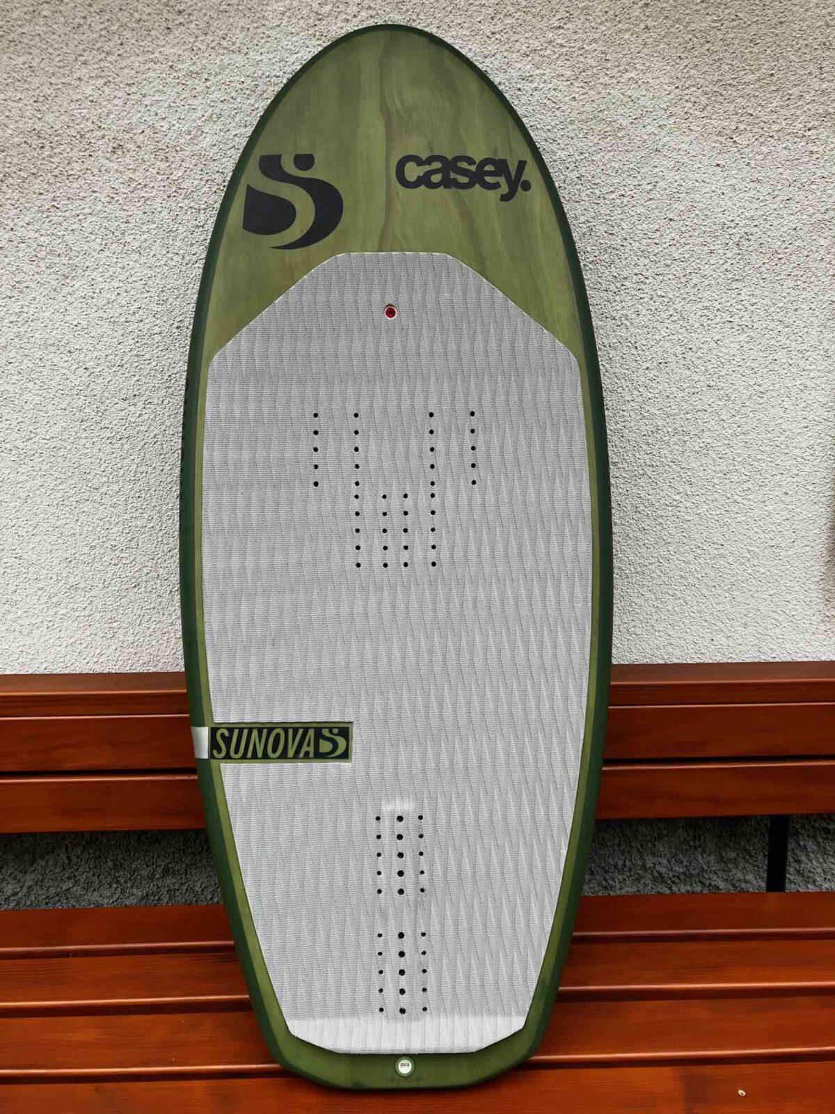 Deska spredaj